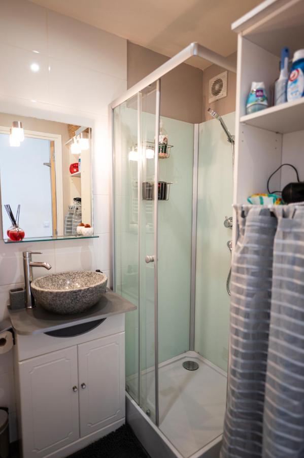 Апартаменты Warm Studio En Duplex Proche Paris Et Disney Нёйи-Плезанс Экстерьер фото